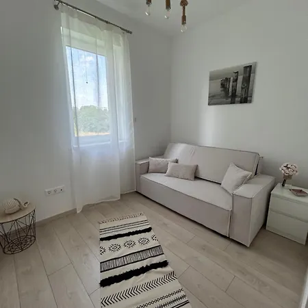 Helikon Terasz דירה