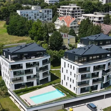 Helikon Terasz דירה *